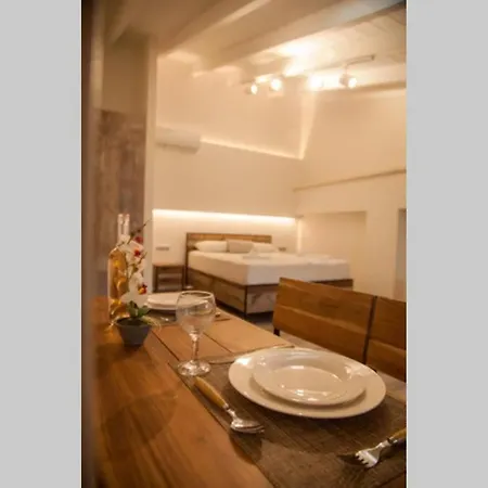 Luxury House - Stylish Comfy Apartmán